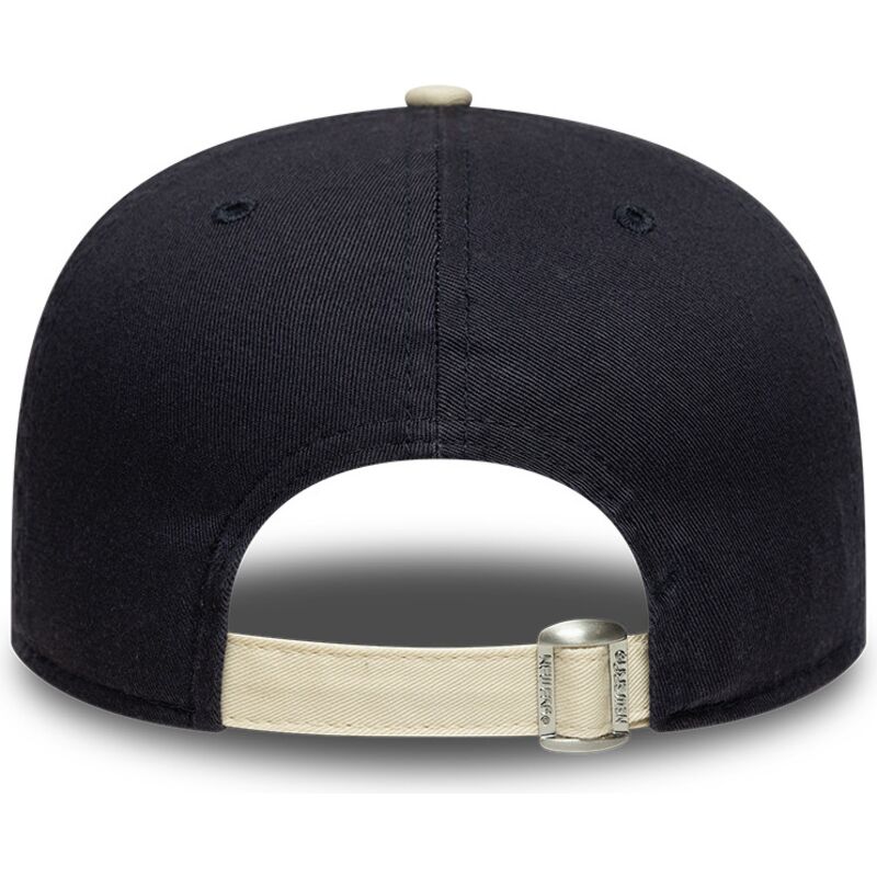 cappello-curvo-blu-marino-cinghia-regolabile-19twenty-washed-graphic-di-new-era cappello-curvo-blu-marino-cinghia-regolabile-19twenty-washed-graphic-di-new-era