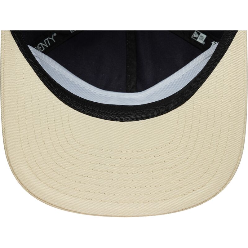 cappello-curvo-blu-marino-cinghia-regolabile-19twenty-washed-graphic-di-new-era cappello-curvo-blu-marino-cinghia-regolabile-19twenty-washed-graphic-di-new-era