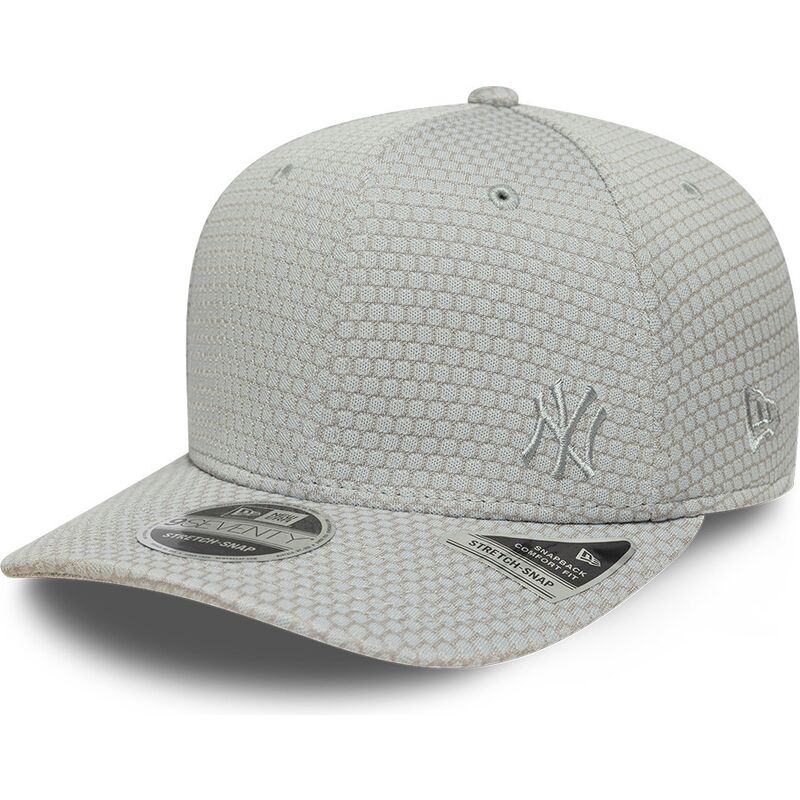 cappello-curvo-grigio-snapback-9seventy-stretch-snap-mesh-flawless-dei-new-york-yankees-mlb-di-new-era cappello-curvo-grigio-snapback-9seventy-stretch-snap-mesh-flawless-dei-new-york-yankees-mlb-di-new-era