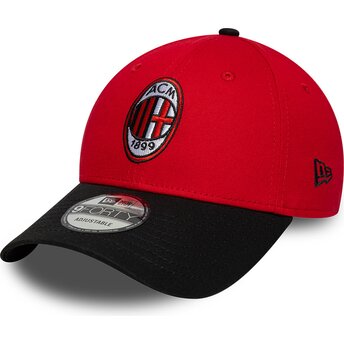 Cappello curvo rosso cinghia regolabile 9FORTY Contrast dei AC Milan Serie A di New Era
