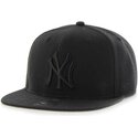 cappello-piatto-nero-snapback-captain-no-shot-dei-new-york-yankees-mlb-di-47-brand