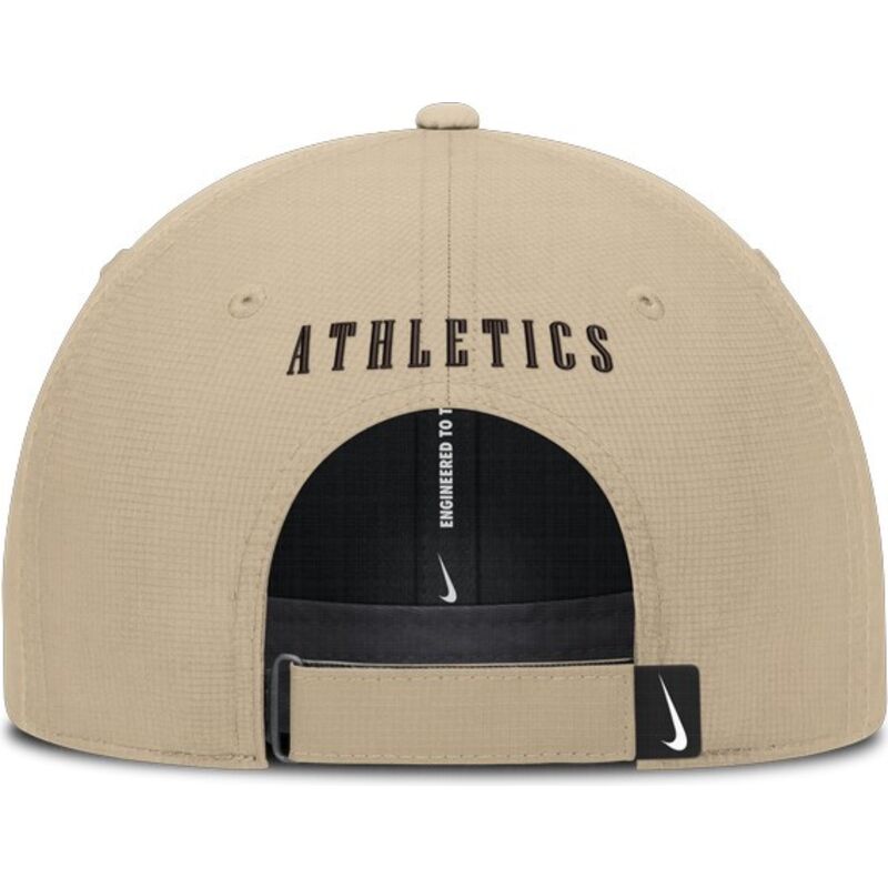 cappello-curvo-beige-cinghia-regolabile-structured-uv-poly-ripstop-dei-oakland-athletics-mlb-di-nike cappello-curvo-beige-cinghia-regolabile-structured-uv-poly-ripstop-dei-oakland-athletics-mlb-di-nike