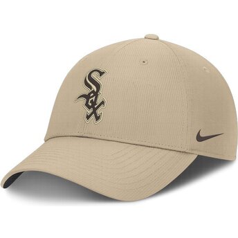 Cappello curvo beige cinghia regolabile Club Structured Uv Poly Ripstop dei Chicago White Sox MLB di Nike