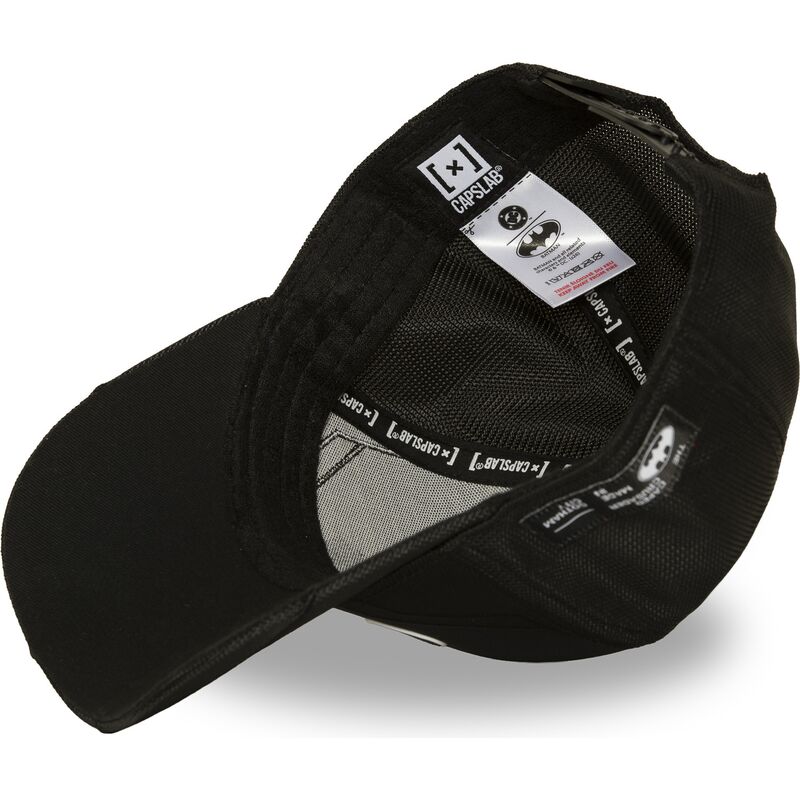 cappello-curvo-nero-snapback-dc13-btc-batman-dc-comics-di-capslab cappello-curvo-nero-snapback-dc13-btc-batman-dc-comics-di-capslab