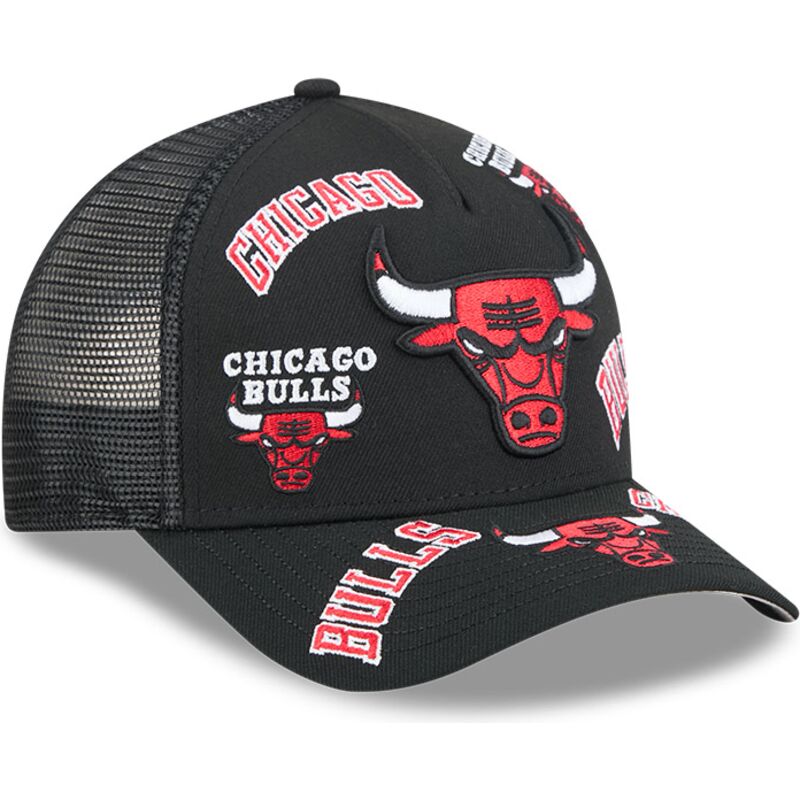 cappello-curvo-nero-snapback-9forty-m-crown-a-frame-all-over-dei-chicago-bulls-nba-di-new-era