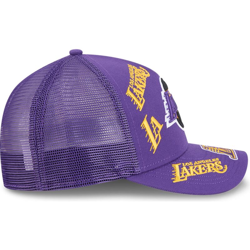 cappello-curvo-viola-snapback-9forty-m-crown-a-frame-all-over-dei-los-angeles-lakers-nba-di-new-era