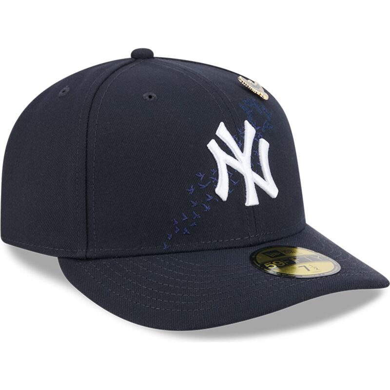 cappello-curvo-blu-marino-aderente-59fifty-pin-na-lifestyle-f1-dei-new-york-yankees-mlb-di-new-era cappello-curvo-blu-marino-aderente-59fifty-pin-na-lifestyle-f1-dei-new-york-yankees-mlb-di-new-era