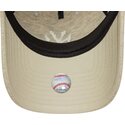 cappello-curvo-beige-cinghia-regolabile-9twenty-a-frame-melton-luxe-dei-new-york-yankees-mlb-di-new-era