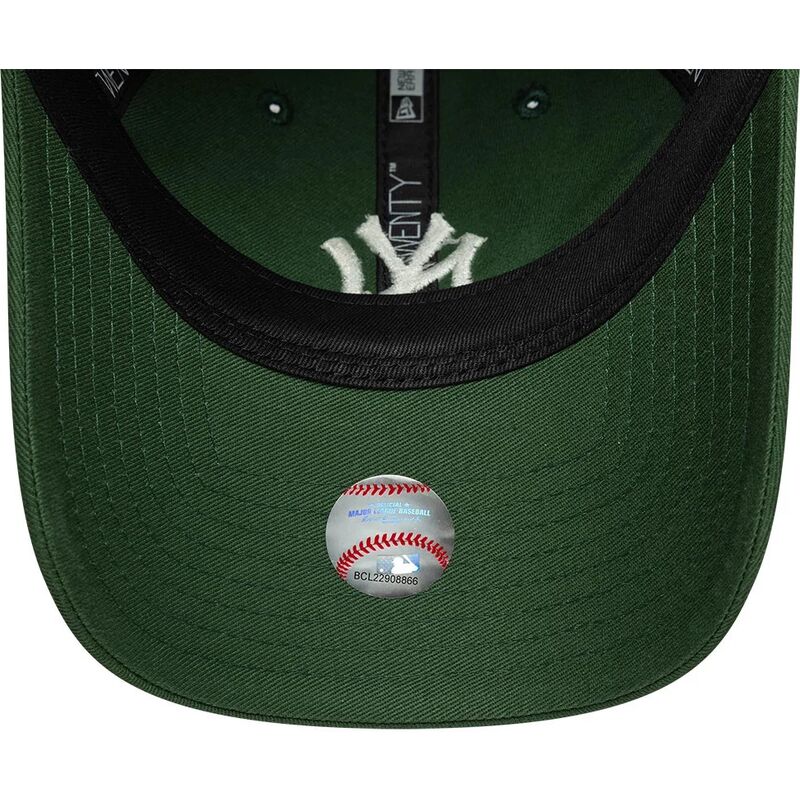 cappello-curvo-verde-cinghia-regolabile-9twenty-league-essential-midi-dei-new-york-yankees-mlb-di-new-era cappello-curvo-verde-cinghia-regolabile-9twenty-league-essential-midi-dei-new-york-yankees-mlb-di-new-era