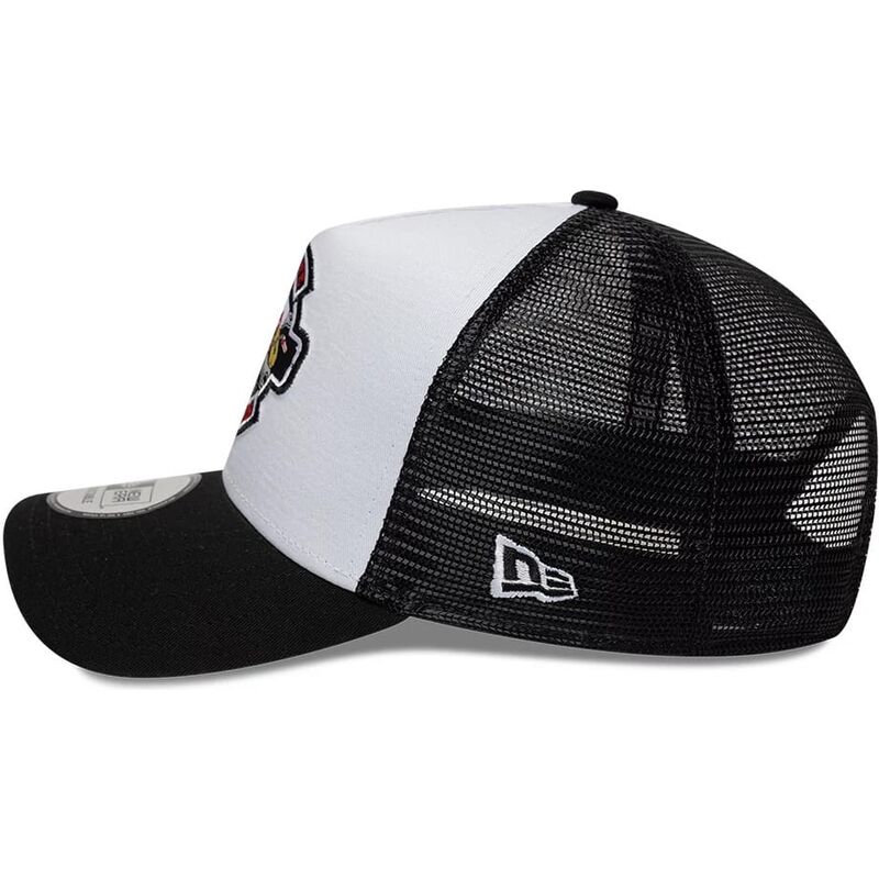 cappello-curvo-nero-snapback-a-frame-location-icon-dei-pigs-eye-garage-di-new-era