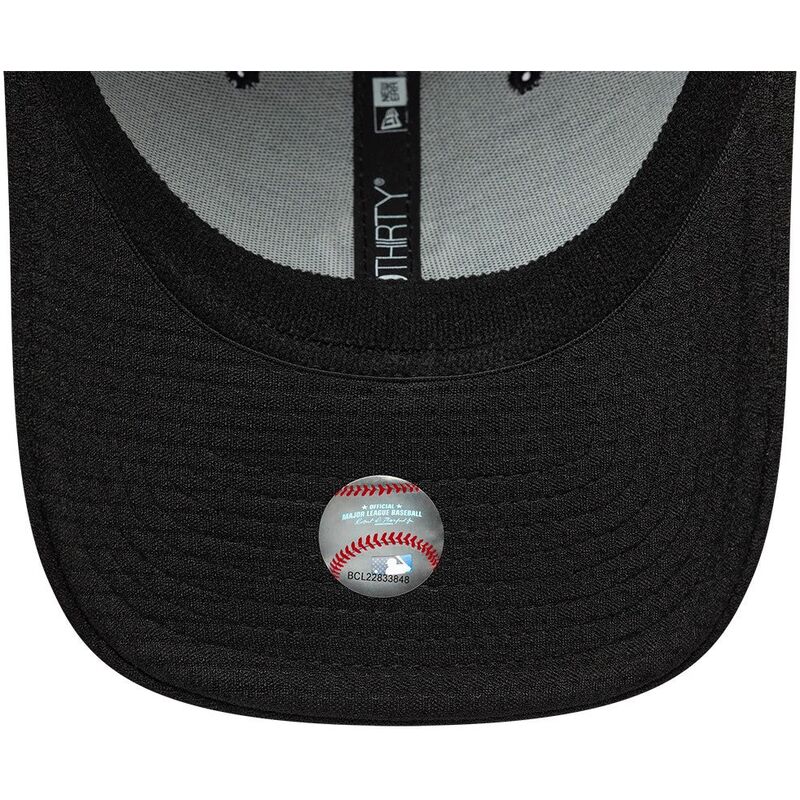 cappello-curvo-nero-aderente-39thirty-stretch-mesh-dei-new-york-yankees-mlb-di-new-era