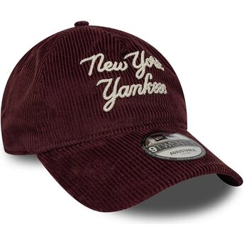 Cappello curvo rosso cinghia regolabile 9TWENTY A Frame Cord Script dei New York Yankees MLB di New Era