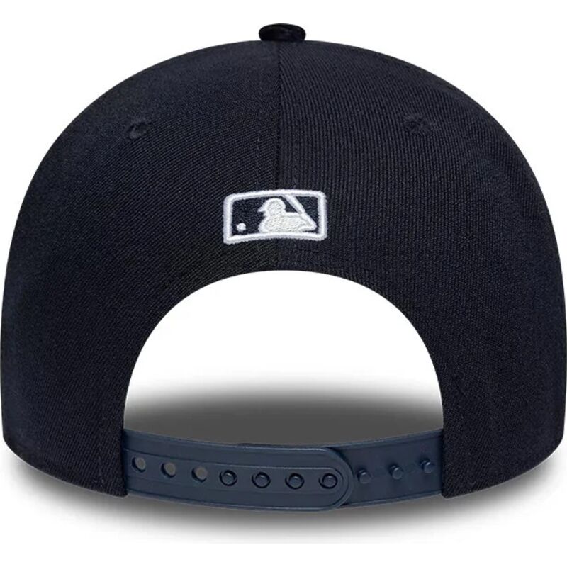 cappello-curvo-blu-marino-snapback-9forty-m-crown-cord-visor-dei-new-york-yankees-mlb-di-new-era