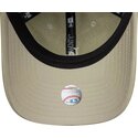 cappello-curvo-beige-cinghia-regolabile-9twenty-washed-pu-dei-los-angeles-dodgers-mlb-di-new-era