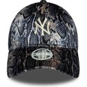 cappello-curvo-multicolore-cinghia-regolabile-9forty-snake-print-dei-new-york-yankees-mlb-di-new-era