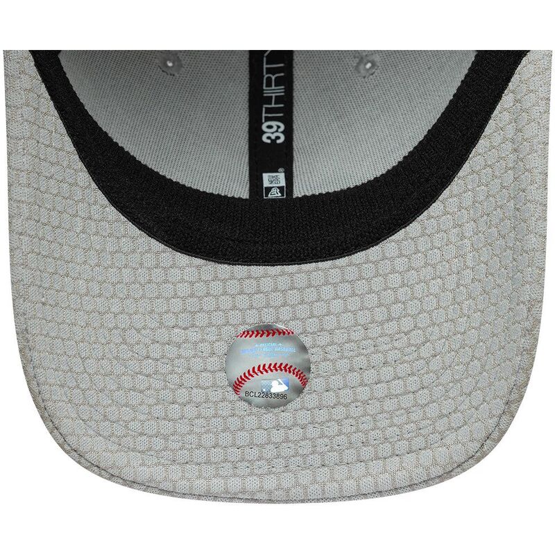 cappello-curvo-grigio-aderente-39thirty-stretch-mesh-dei-new-york-yankees-mlb-di-new-era
