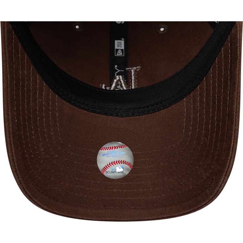 cappello-curvo-marrone-cinghia-regolabile-9twenty-washed-midi-dei-los-angeles-dodgers-mlb-di-new-era