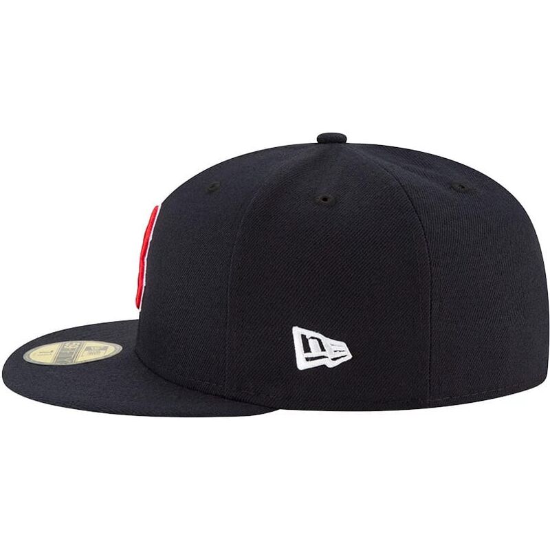 cappello-piatto-blu-marino-chiuso-59fifty-ac-perf-di-boston-red-sox-mlb-di-new-era cappello-piatto-blu-marino-chiuso-59fifty-ac-perf-di-boston-red-sox-mlb-di-new-era