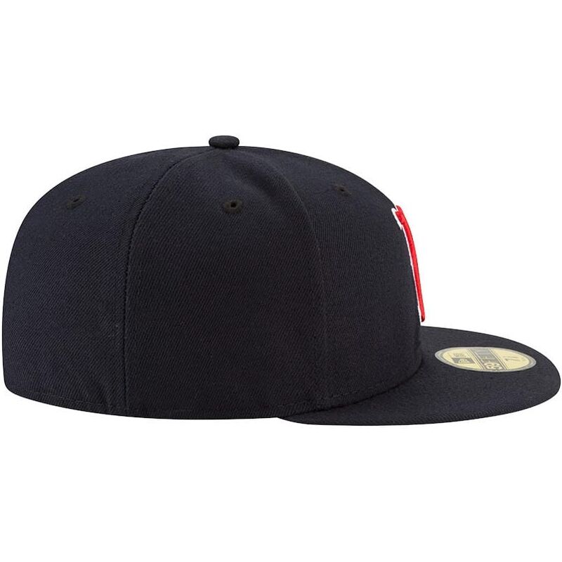 cappello-piatto-blu-marino-chiuso-59fifty-ac-perf-di-boston-red-sox-mlb-di-new-era cappello-piatto-blu-marino-chiuso-59fifty-ac-perf-di-boston-red-sox-mlb-di-new-era