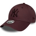 cappello-curvo-rosso-cinghia-regolabile-9forty-league-essential-dei-new-york-yankees-mlb-di-new-era