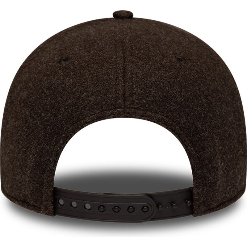 cappello-curvo-marrone-snapback-9forty-winter-dei-new-york-yankees-mlb-di-new-era cappello-curvo-marrone-snapback-9forty-winter-dei-new-york-yankees-mlb-di-new-era