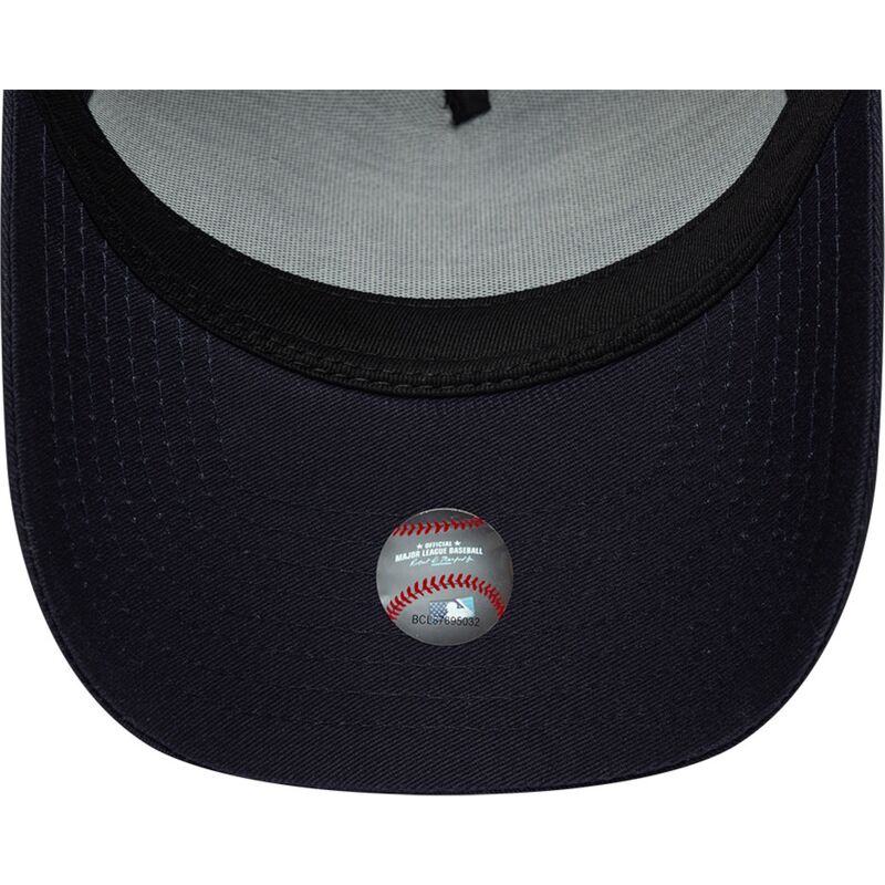 cappello-curvo-blu-marino-snapback-9forty-e-frame-team-outline-dei-new-york-yankees-mlb-di-new-era