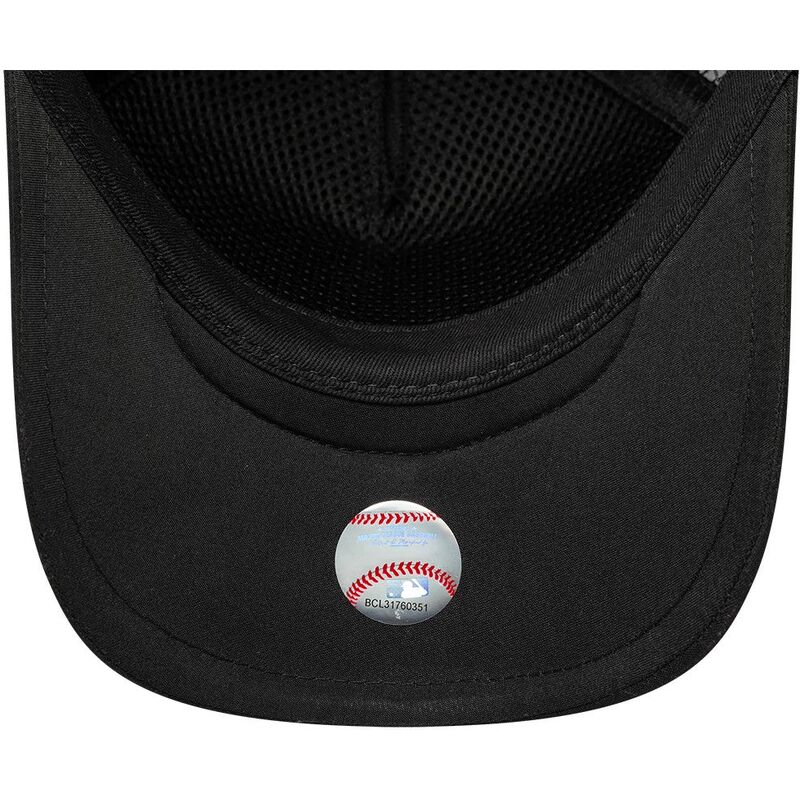 cappello-curvo-nero-snapback-9forty-apex-sporty-dei-new-york-yankees-mlb-di-new-era cappello-curvo-nero-snapback-9forty-apex-sporty-dei-new-york-yankees-mlb-di-new-era