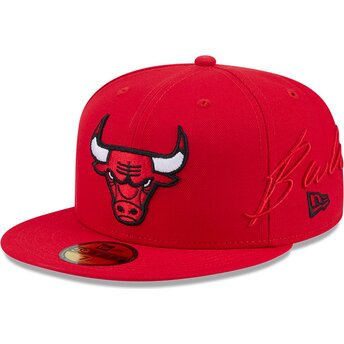 Cappello piatto rosso aderente 59FIFTY Side Script dei Chicago Bulls NBA di New Era