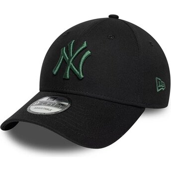 Cappello curvo nero cinghia regolabile 9FORTY League Essential dei New York Yankees MLB di New Era