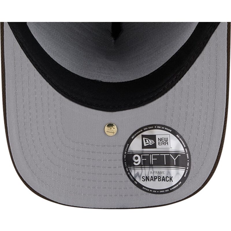 cappello-curvo-marrone-snapback-9fifty-a-frame-precurved-visor-pin-dei-atlanta-braves-mlb-di-new-era