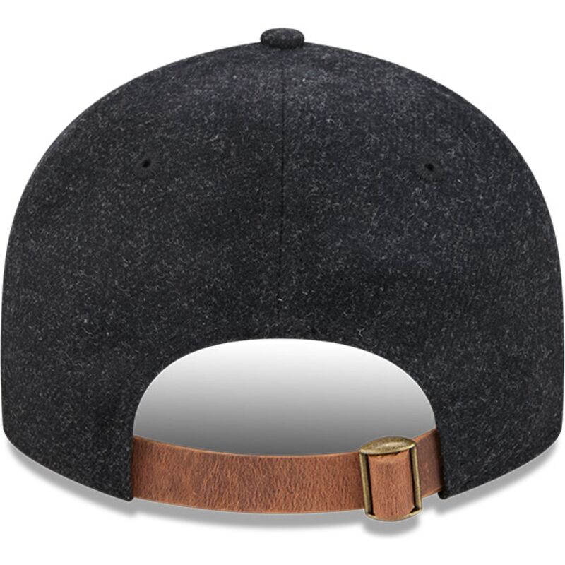 cappello-curvo-nero-cinghia-regolabile-9fifty-retro-crown-precurved-dei-boston-red-sox-mlb-di-new-era cappello-curvo-nero-cinghia-regolabile-9fifty-retro-crown-precurved-dei-boston-red-sox-mlb-di-new-era