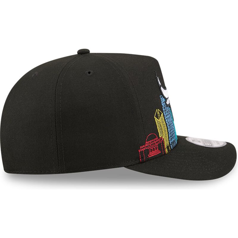 cappello-curvo-nero-snapback-9fifty-a-frame-precurved-skyline-dei-chicago-bulls-nba-di-new-era cappello-curvo-nero-snapback-9fifty-a-frame-precurved-skyline-dei-chicago-bulls-nba-di-new-era