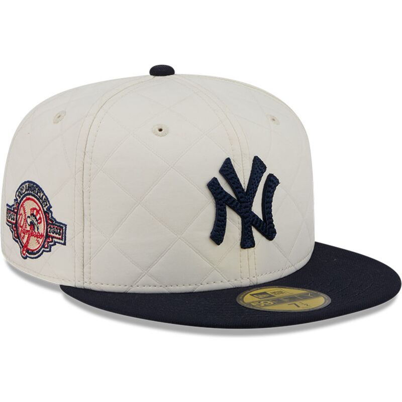 cappello-piatto-bianco-aderente-59fifty-checkered-dei-new-york-yankees-mlb-di-new-era cappello-piatto-bianco-aderente-59fifty-checkered-dei-new-york-yankees-mlb-di-new-era