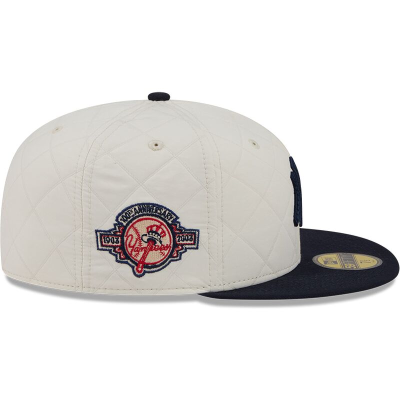 cappello-piatto-bianco-aderente-59fifty-checkered-dei-new-york-yankees-mlb-di-new-era cappello-piatto-bianco-aderente-59fifty-checkered-dei-new-york-yankees-mlb-di-new-era