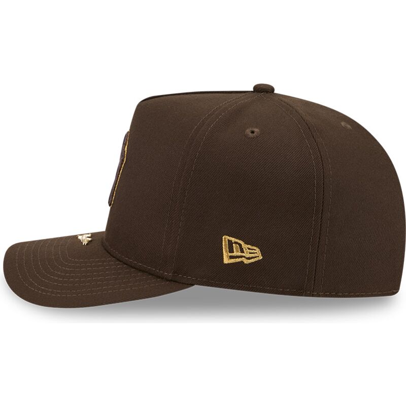 cappello-curvo-marrone-snapback-9fifty-a-frame-precurved-visor-pin-dei-new-york-yankees-mlb-di-new-era cappello-curvo-marrone-snapback-9fifty-a-frame-precurved-visor-pin-dei-new-york-yankees-mlb-di-new-era