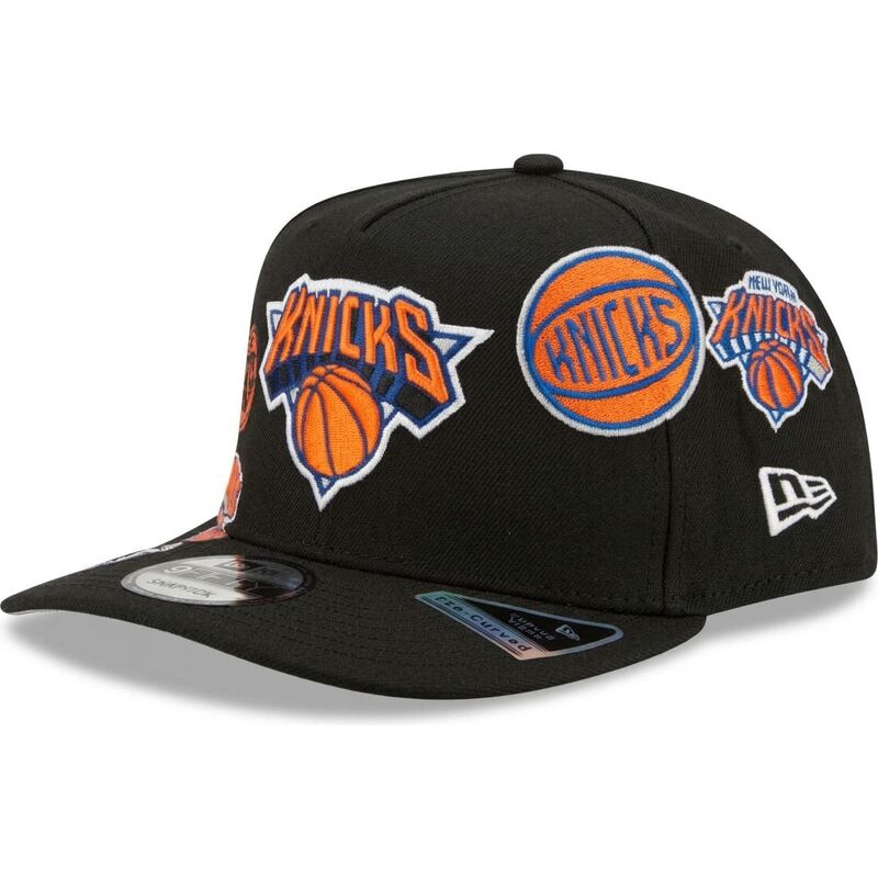 cappello-curvo-nero-snapback-9fifty-a-frame-precurved-multi-patches-dei-new-york-knicks-nba-di-new-era cappello-curvo-nero-snapback-9fifty-a-frame-precurved-multi-patches-dei-new-york-knicks-nba-di-new-era