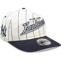 cappello-curvo-blu-marino-snapback-19twenty-pinstripe-dei-new-york-yankees-mlb-di-new-era