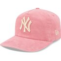 cappello-curvo-rosa-cinghia-regolabile-19twenty-precurved-corduroy-pastel-dei-new-york-yankees-mlb-di-new-era