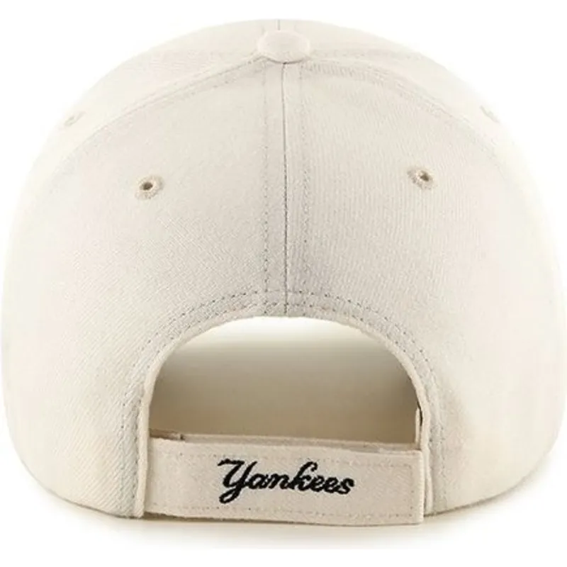 cappelli-curva-crema-cinghia-regolabile-lisa-dei-new-york-yankees-mlb-di-47-brand