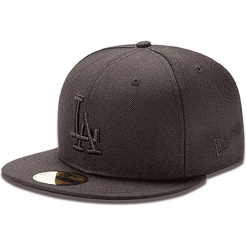 cappello-piatto-nero-aderente-59fifty-black-on-black-dei-los-angeles-dodgers-mlb-di-new-era