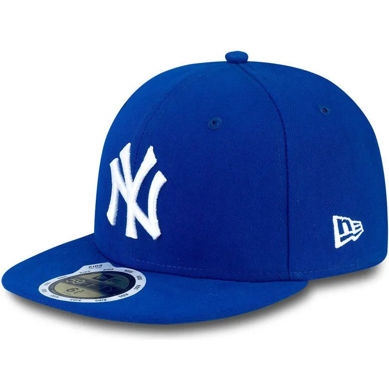 cappello-piatto-blu-chiuso-per-bambino-59fifty-essential-dei-new-york-yankees-mlb-di-new-era